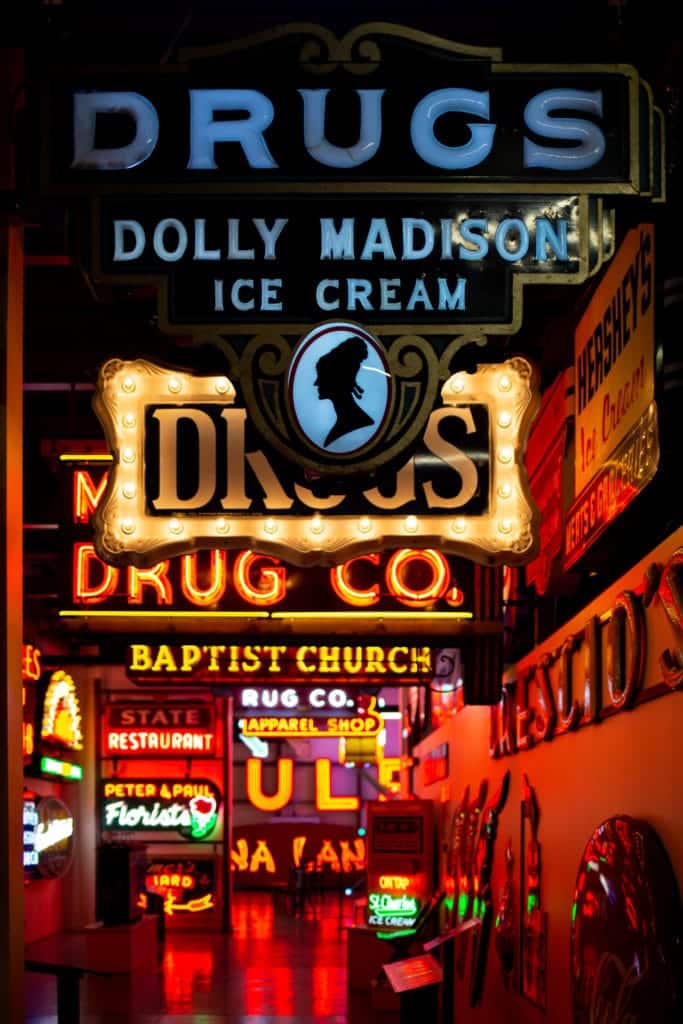 Neon and light bulb signs