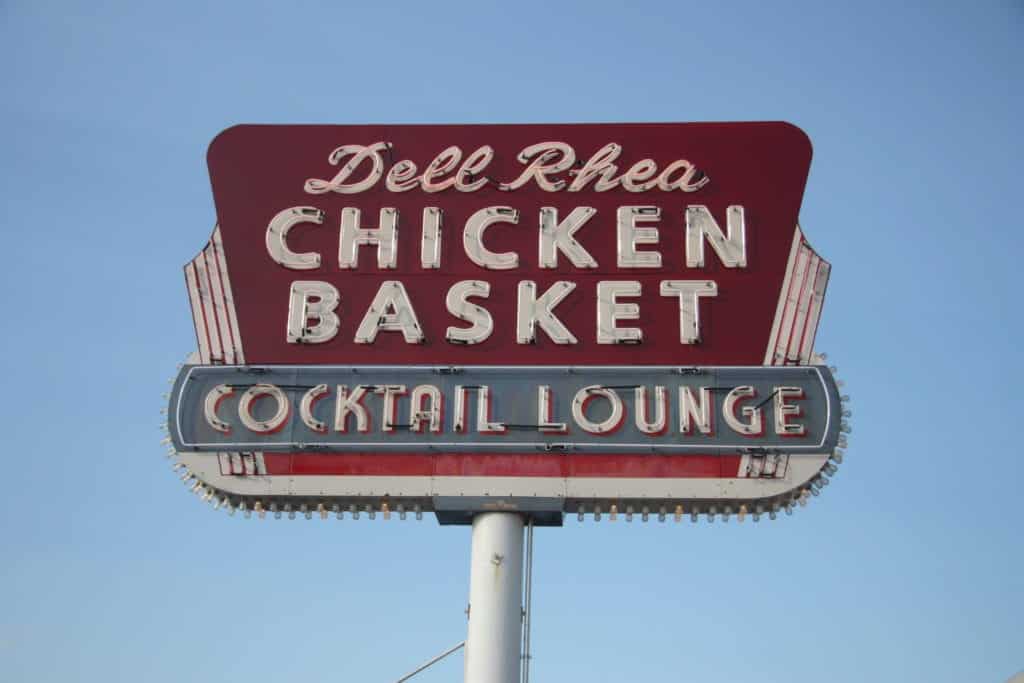 Dell Rhea's Chicken Basket in Willowbrook, Illinois