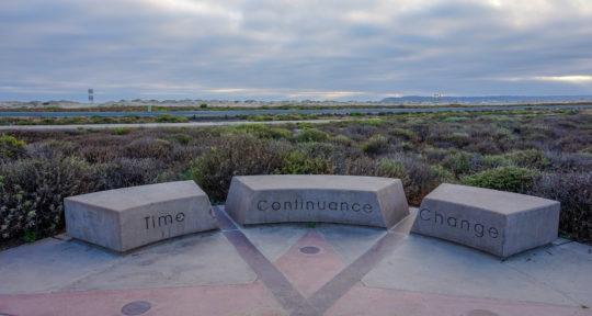 At San Diego’s ‘mini Stonehenge,’ a mysterious circle of benches is actually a solstice clock