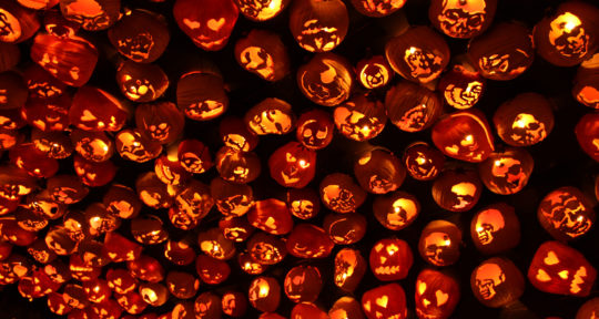 7,000 hand-carved pumpkins light up the Hudson Valley at the annual Great Jack O’Lantern Blaze