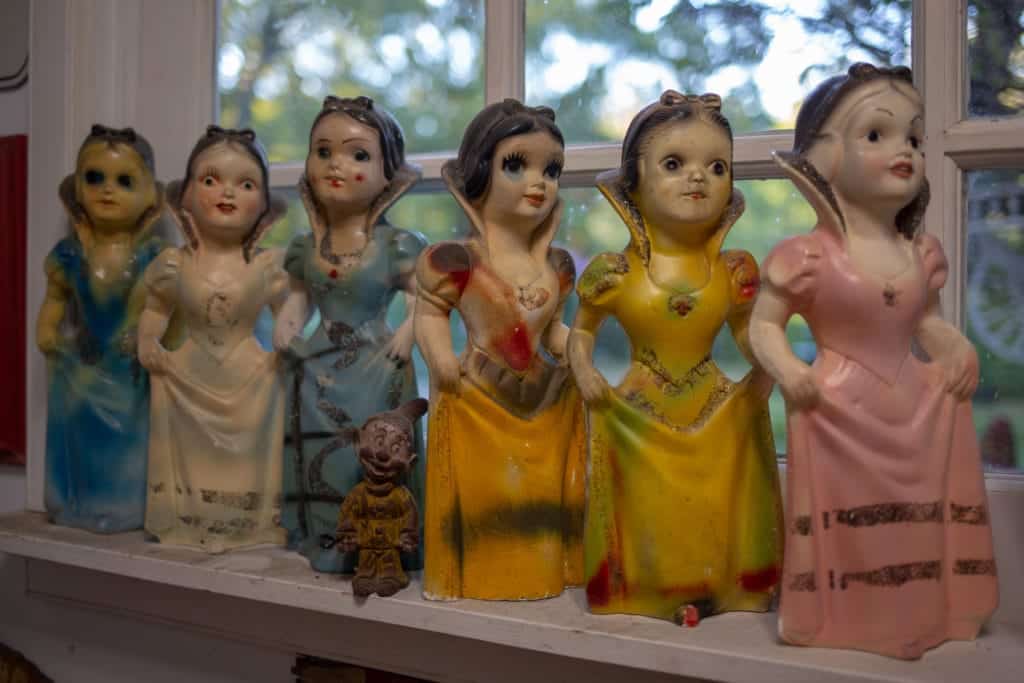 Duckworth Smith's carnival chalkware collection.