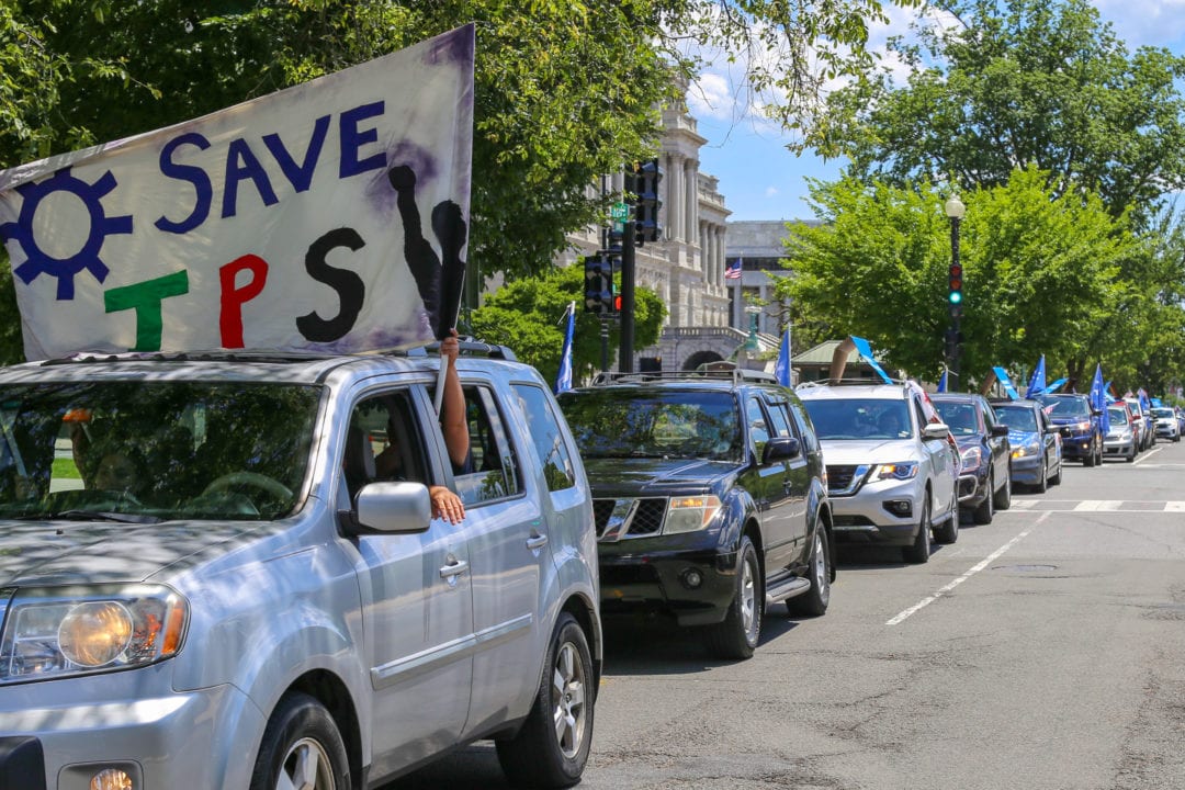 More than 200 cars and 400 people participated in the car caravan.