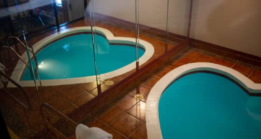 Solo Honeymoon in the Poconos: Chasing Heart Shaped Tubs at Classic Honeymoon Hotels