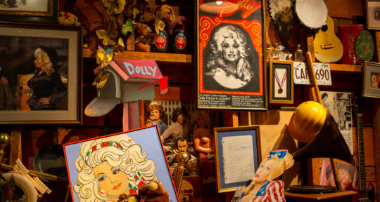 Chasing rainbows at Dollywood with three generations of difficult women