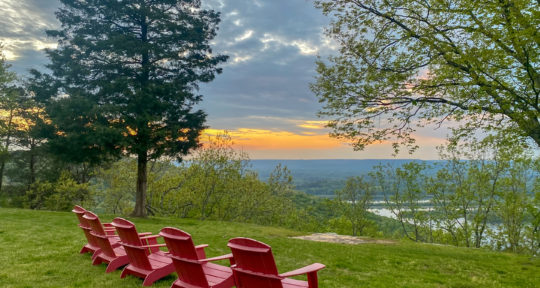 Living stars and lost luggage: Exploring the overlooked beauty of Northern Alabama