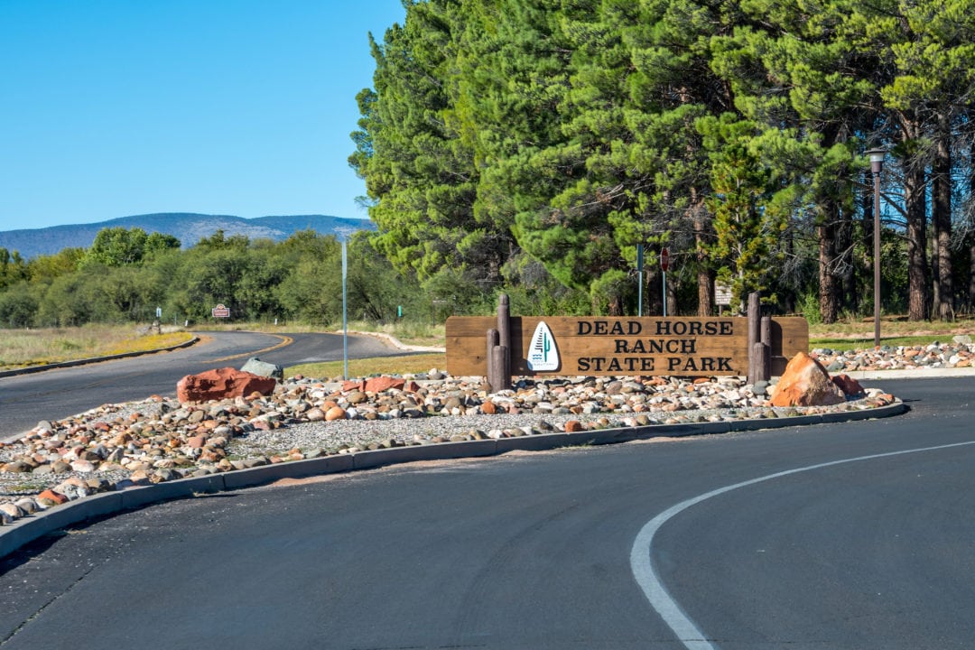 entrance sign to dead horse ranch state park