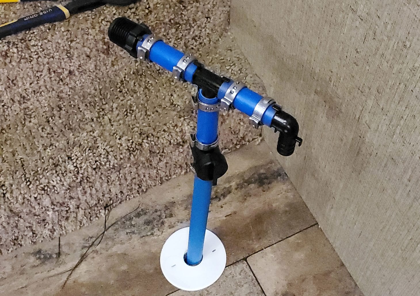 Cut-off valve for RV toilet