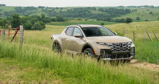 The Hyundai Santa Cruz might be the raddest car of 2023